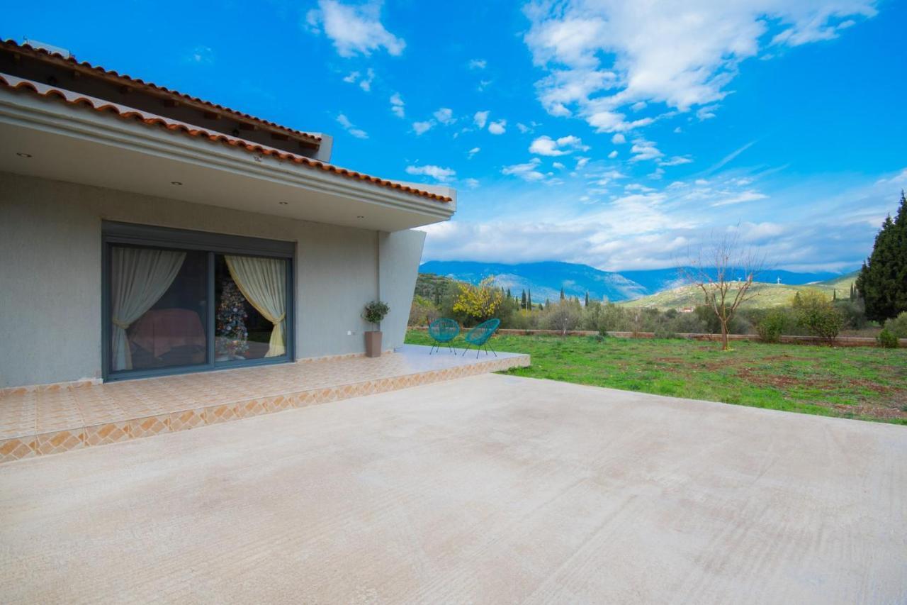 Stellas Guesthouse Near Arachova Stirion Екстер'єр фото