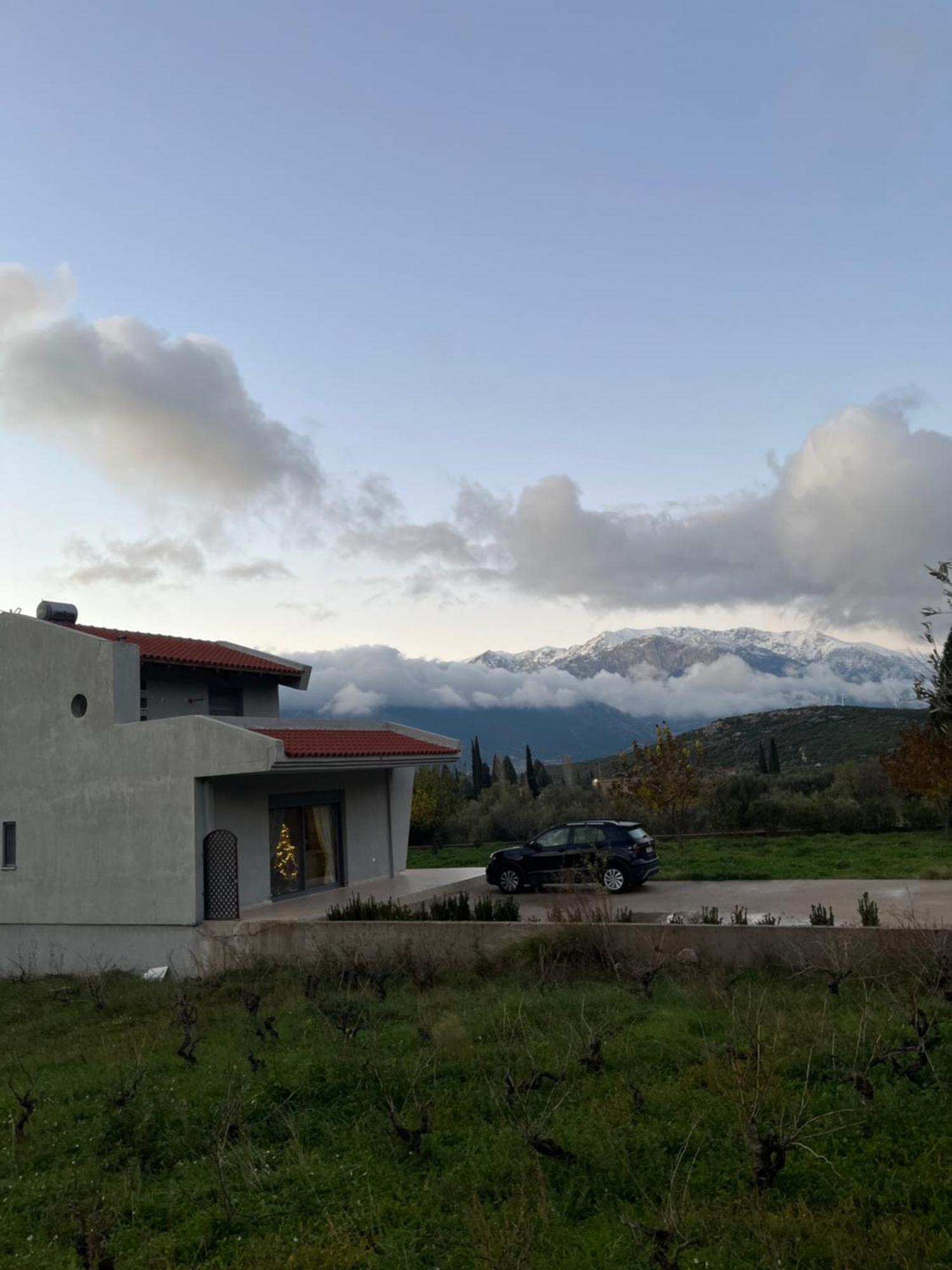 Stellas Guesthouse Near Arachova Stirion Екстер'єр фото