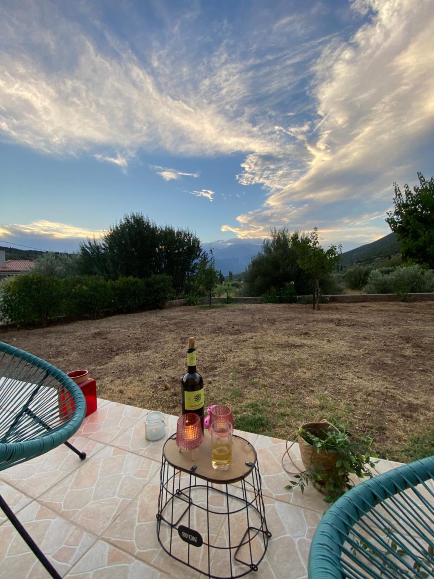 Stellas Guesthouse Near Arachova Stirion Екстер'єр фото