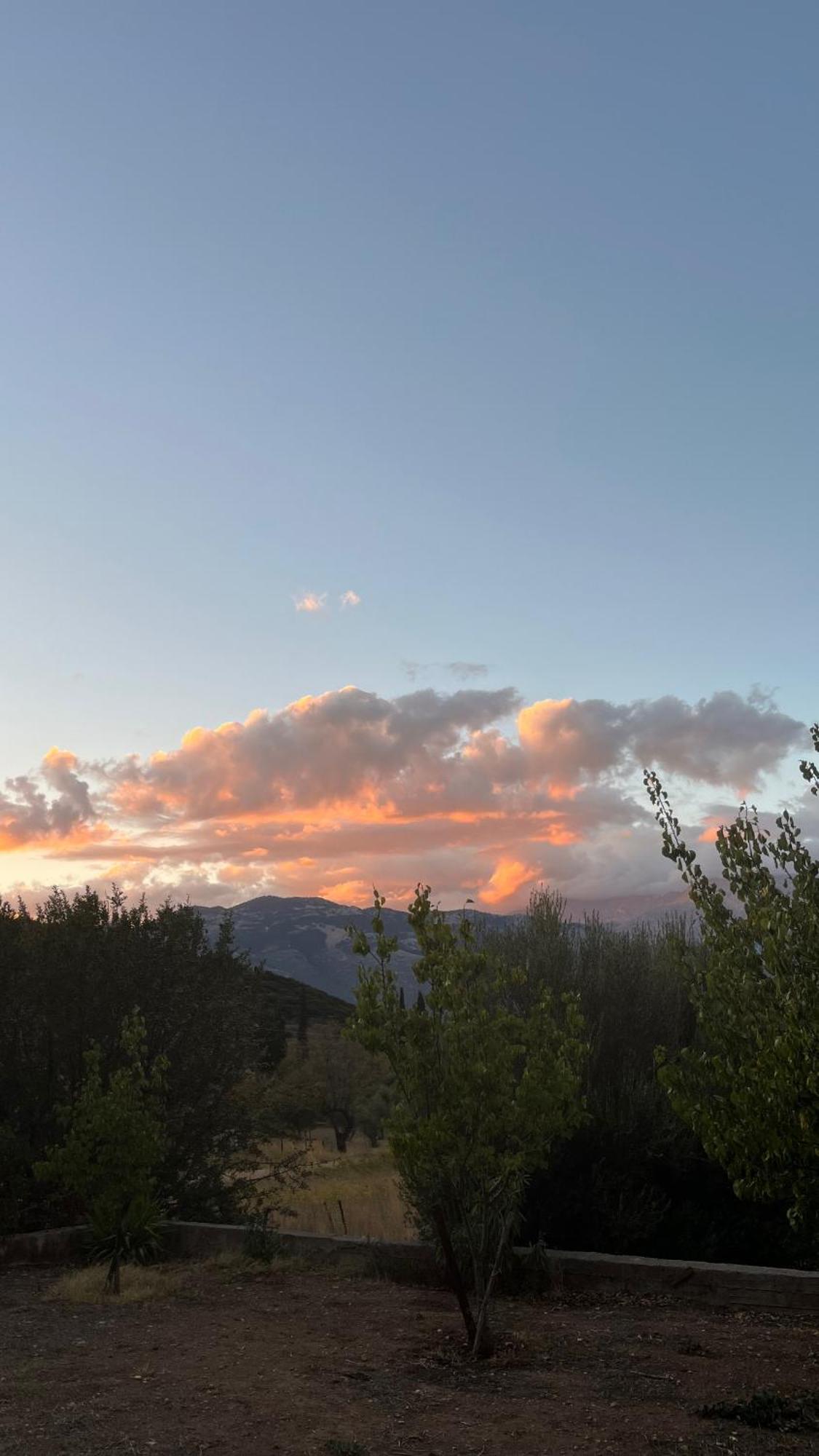 Stellas Guesthouse Near Arachova Stirion Екстер'єр фото